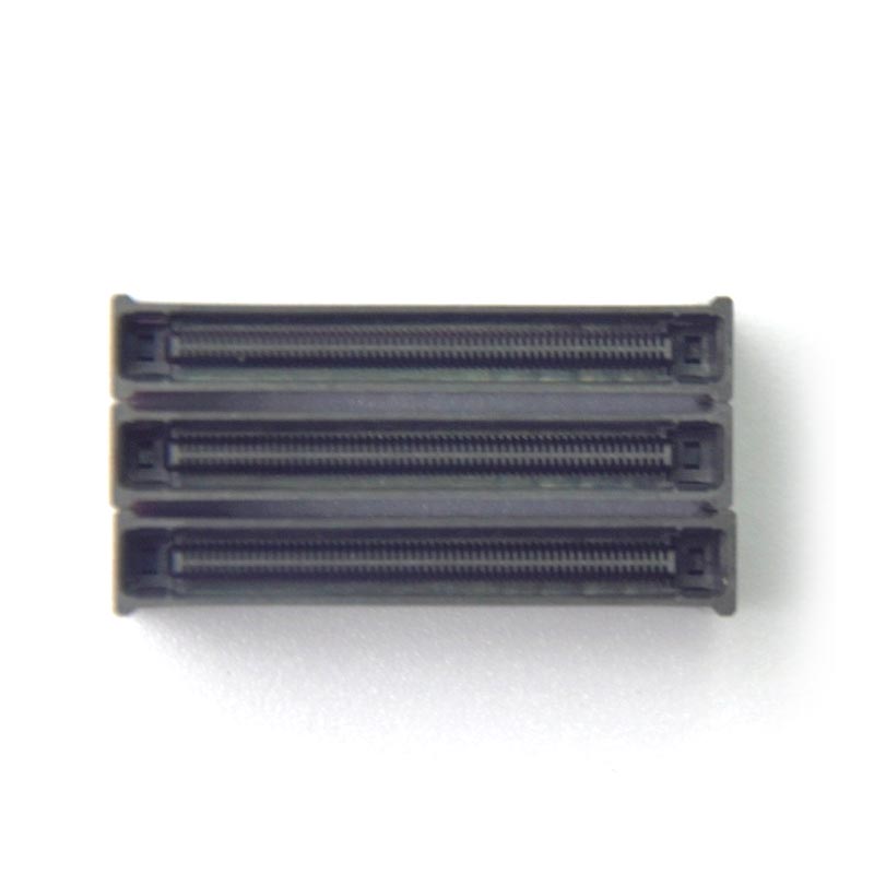 Moulage par injection de connecteur